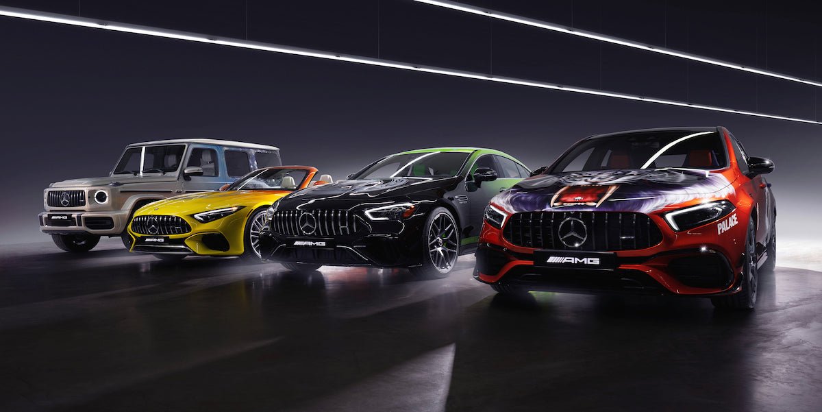 A mais recente colaboração Palace x Mercedes-AMG | THE GAME