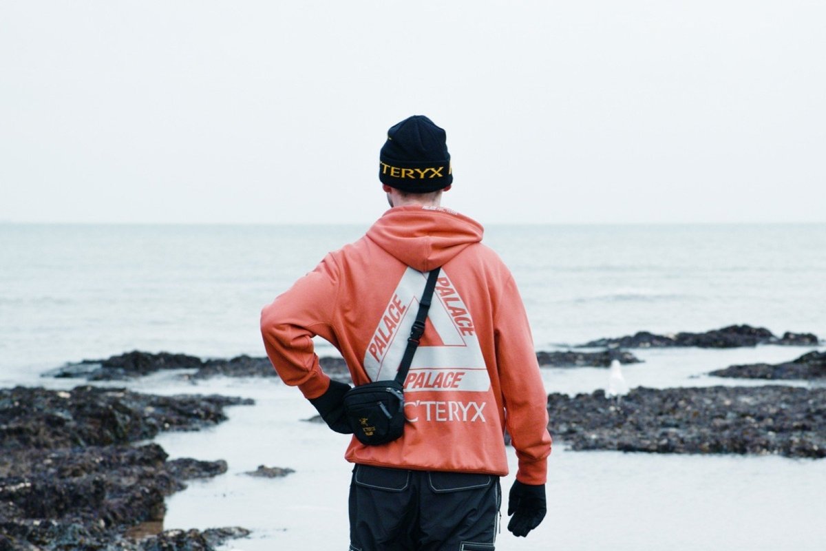 Palace e Arc'teryx se unem em coleção que celebra suas raízes na