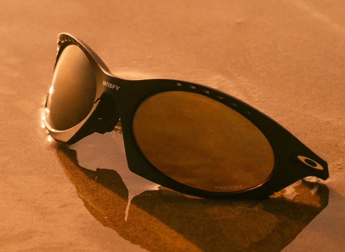 Satisfy x Oakley サングラス　コラボ satisfy-e-oakley-lancam-nova-