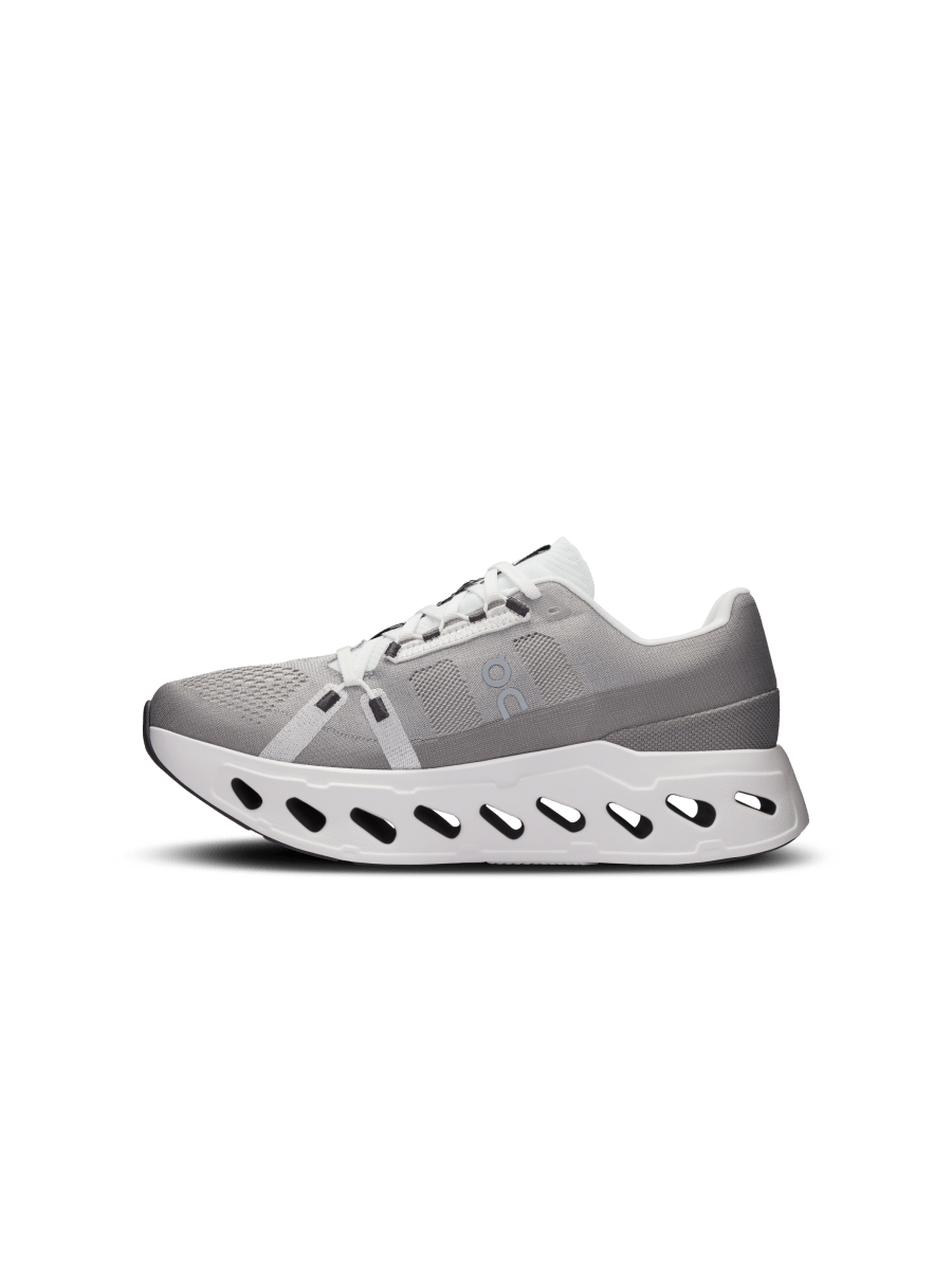49631484936477 Sneaker Cloudeclipse “Alloy/White” 39 da ON RUNNING vendido pela THE GAME