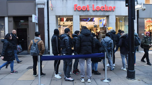 Ações da Foot Locker caem 33% após apresentação de resultados