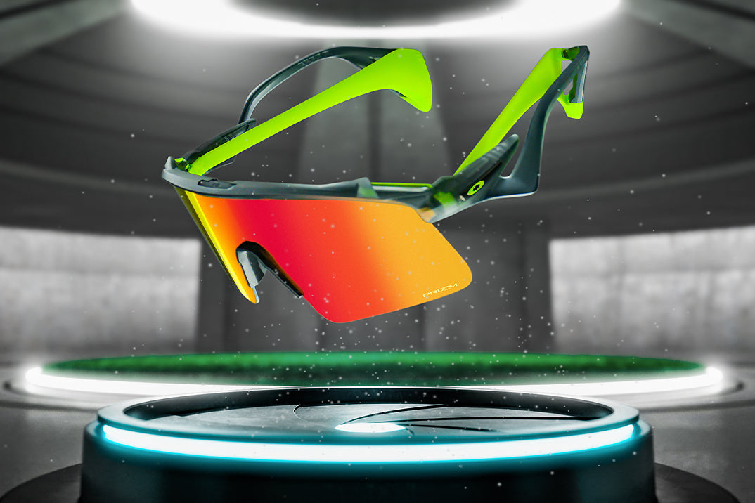 Oakley lança nova tecnologia HyperGrip para Stunt Eyewear