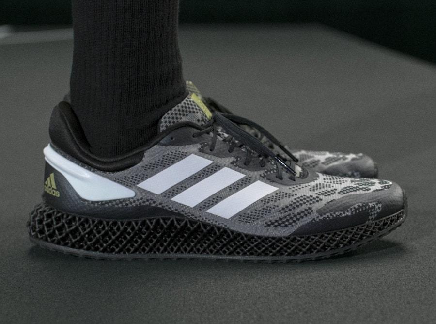 Adidas lança nova interação para modelo 4D Run 1.0