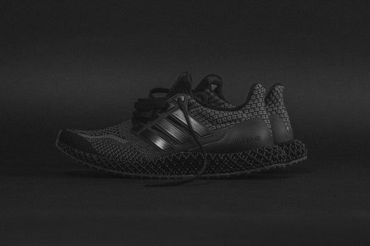 Adidas Ultra4D 5.0 ganha versão Core Black Carbon - THE GAME
