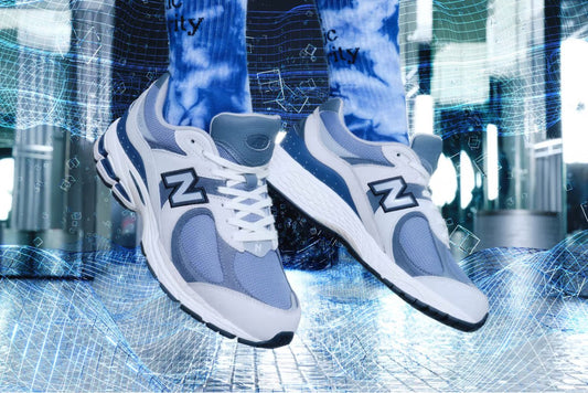 Atmos e New Balance lançam 2002R “Cybernetics Blue” - THE GAME