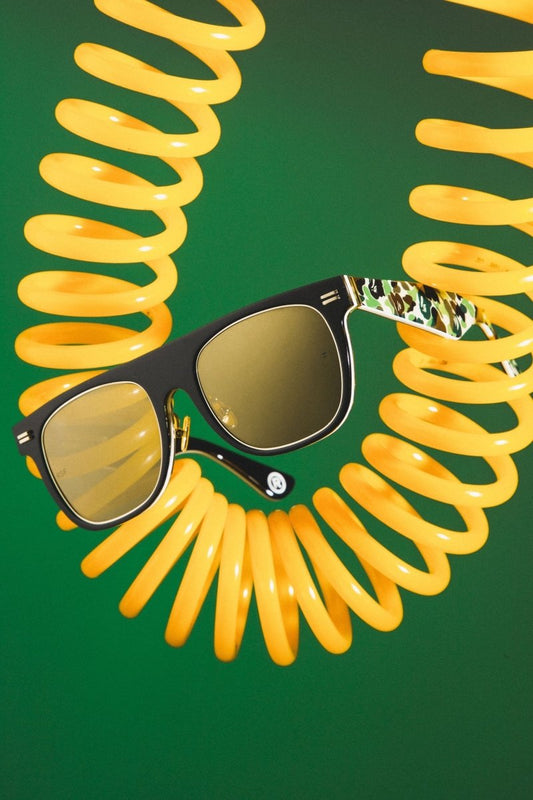 BAPE lança linha de óculos em parceria com a RETROSUPERFUTURE - THE GAME