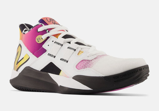 Coco Gauff apresenta seu primeiro tênis junto à New Balance - THE GAME