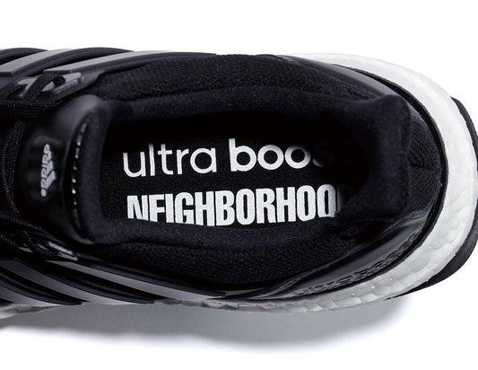 Collab Adidas x Neighborhood traz Ultra Boost "Thunderbolt"