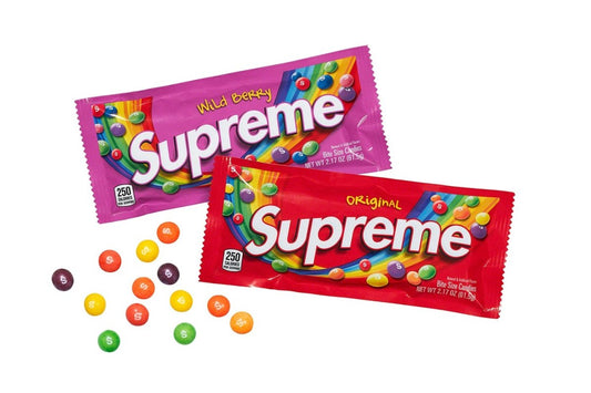 Confira os acessórios mais inusitados da coleção Fall/Winter 2021 da Supreme - THE GAME