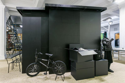 Conheça a BMX COMME des GARÇONS x Kuwahara de quase US $ 2.000 - THE GAME
