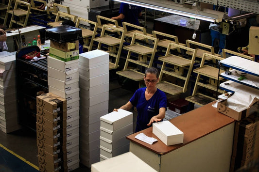 Coronavírus: Indústria de calçados demite 24 mil no Brasil e perde 100 mil empregos nos Estados Unidos - THE GAME