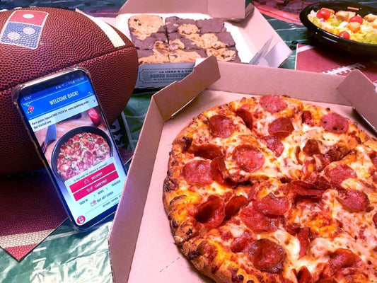 Domino’s vai iniciar serviço de entrega de pizzas com carro autônomo - THE GAME
