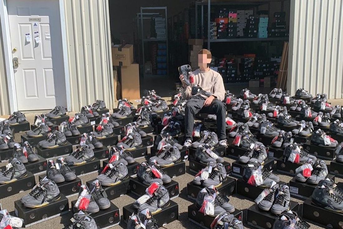 Executiva da Nike se demite após relatos de ligação com a revenda de tênis do filho - THE GAME