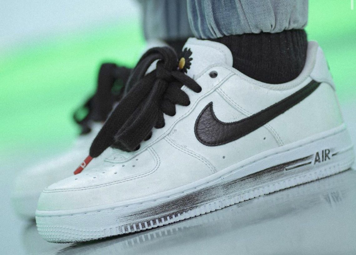 G-Dragon x Nike Air Force 1 Peaceminusone Paranoise 1.0