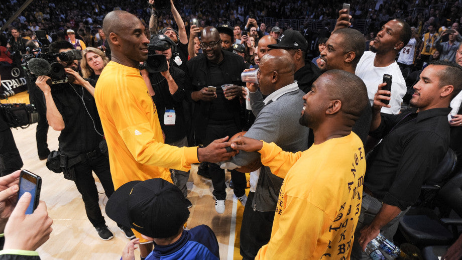 Kanye West homenageia Kobe Bryant com "All Day" no Miami Sunday Service