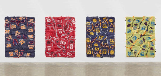 Kevin Beasley explora duplo significado em arte com camisas de basquete - THE GAME