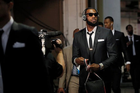 LeBron James é o primeiro jogador da NBA a se tornar bilionário antes da aposentadoria - THE GAME