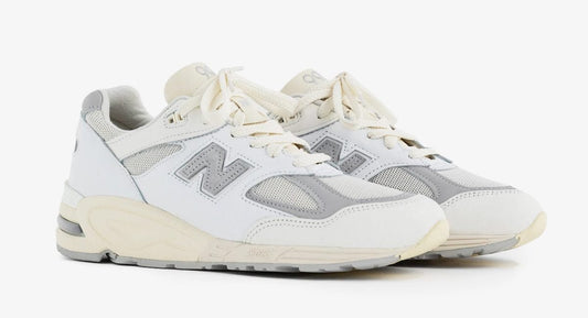 New Balance 990v2 Made in USA “Sea Salt” ganha data de lançamento - THE GAME