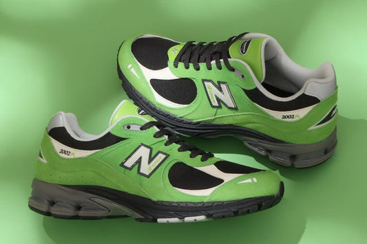 New Balance prepara 2002R inspirado no modelo 993 Kawasaki Ninja - THE GAME