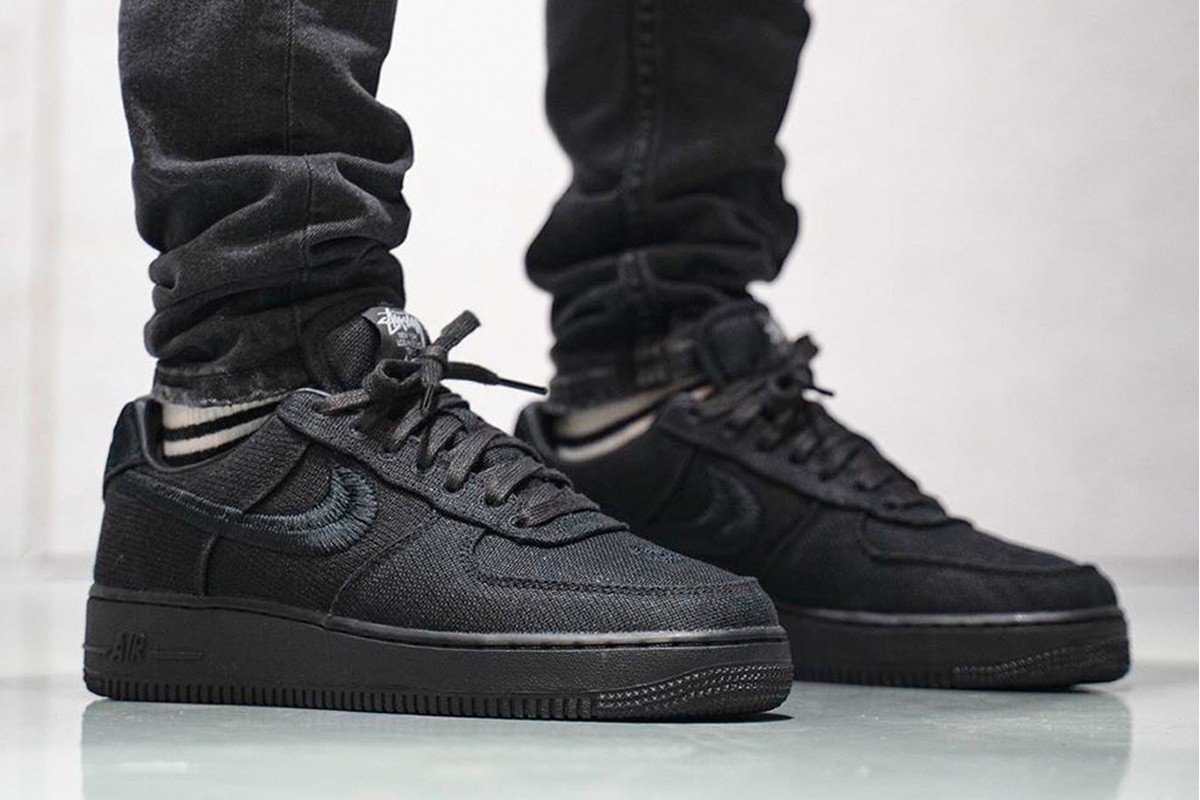 Nike e Stüssy devem lançar mais um Air Force 1 no fim do ano Nike e Stüssy devem lançar mais um Air Force 1 no fim do ano