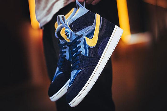 O curioso Air Jordan 1 x Chase Shiel SW Corduroy 'V2 Blue' (Second Wave) - THE GAME