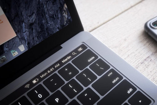 O novo MacBook Pro de R$ 21.299 - THE GAME