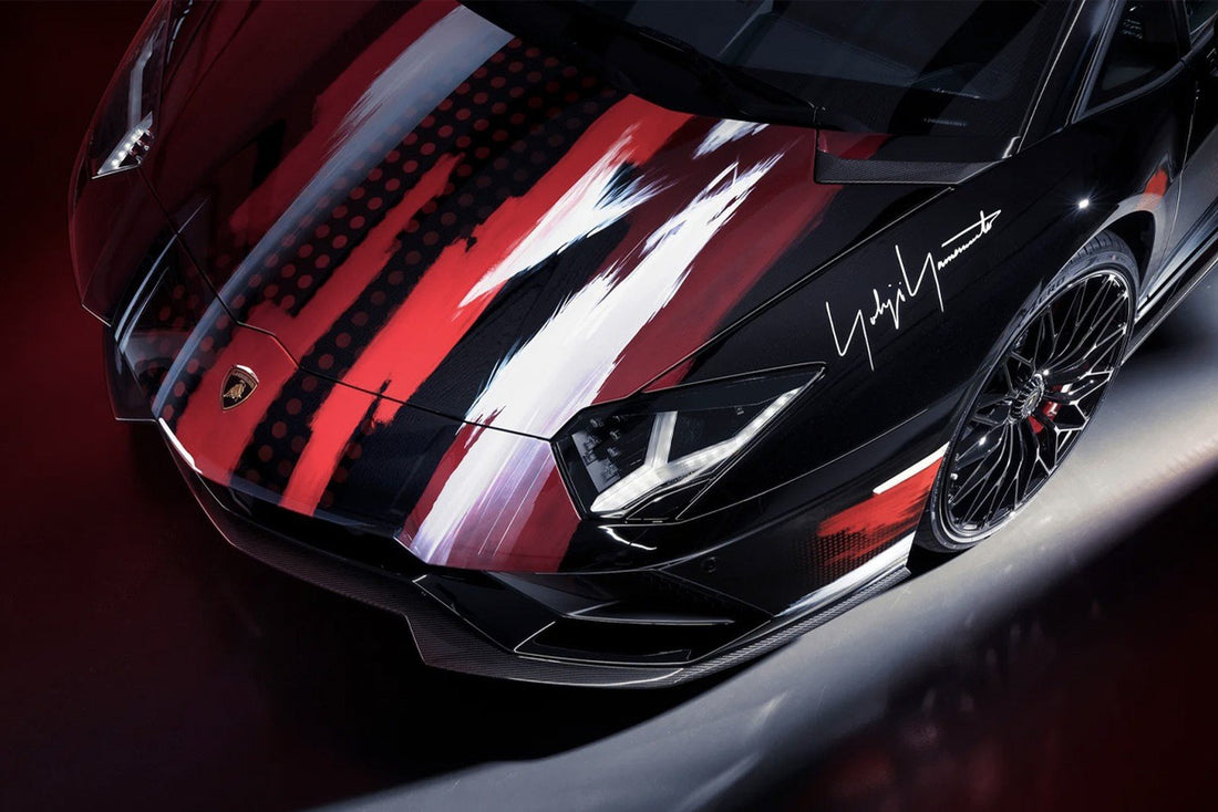 O Primeiro Olhar Sobre a Parceria Entre Yohji Yamamoto e Lamborghini