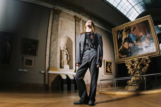 Off-White e Musée du Louvre colaboram com coleção cápsula em homenagem à Leonardo da Vinci - THE GAME