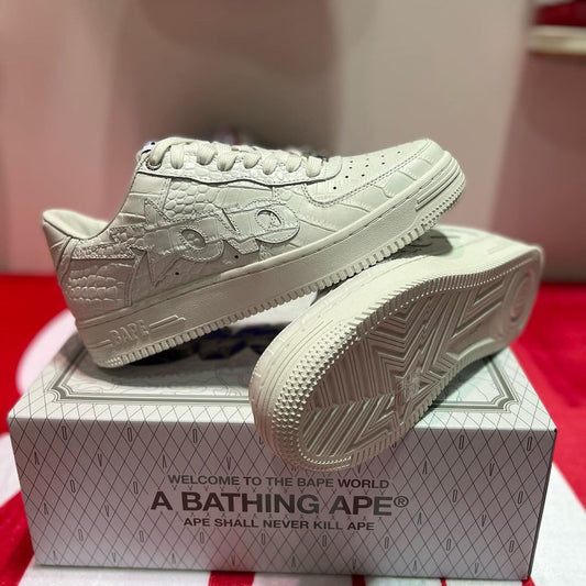 Os primeiros detalhes do novo OVO x Bape Sta - THE GAME