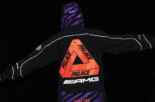 Palace x Mercedes-AMG transforma o GT3 Racecar em coleção colaborativa - THE GAME