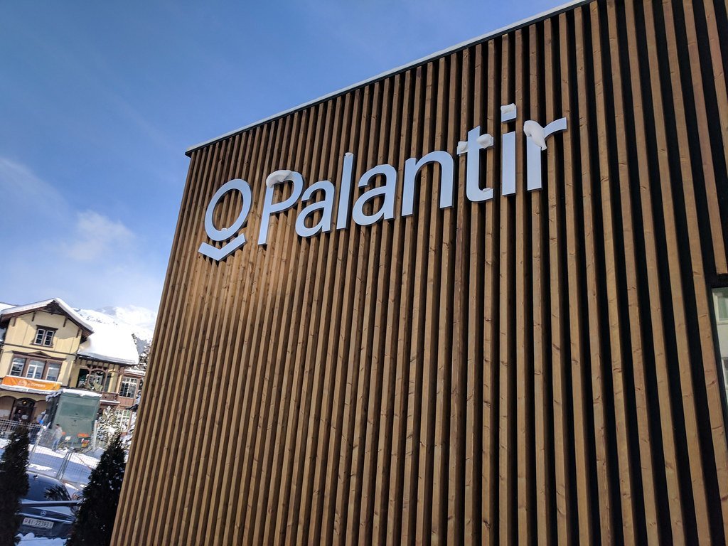Palantir, a obscura gigante da tecnologia - THE GAME