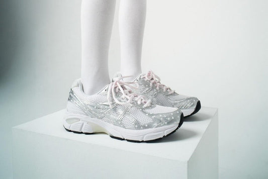 PaperGirl Paris e BEAMS lançam o colaborativo Asics GT-2160 - THE GAME