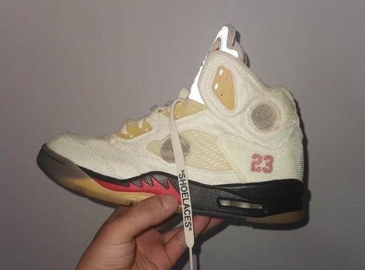 Parece que a Off-White deverá trazer mais um Sail, agora para o Air Jordan 5 - THE GAME