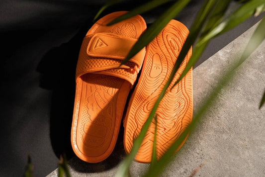 Pharrell Williams e Adidas lançam Boost Slides - THE GAME