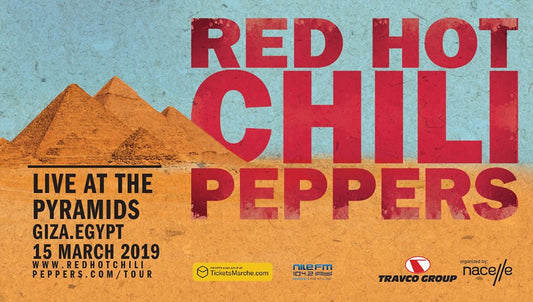 Red Hot Chilli Peppers faz show histórico nas pirâmides do Egito