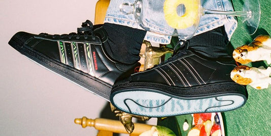 PLEASURES e Adidas lançam collab projetada para o clássico Superstar - THE GAME