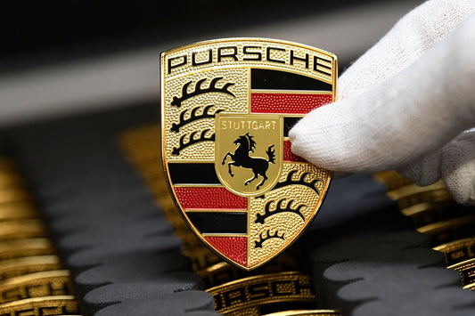 Porsche é avaliada a marca de luxo mais valiosa do mundo