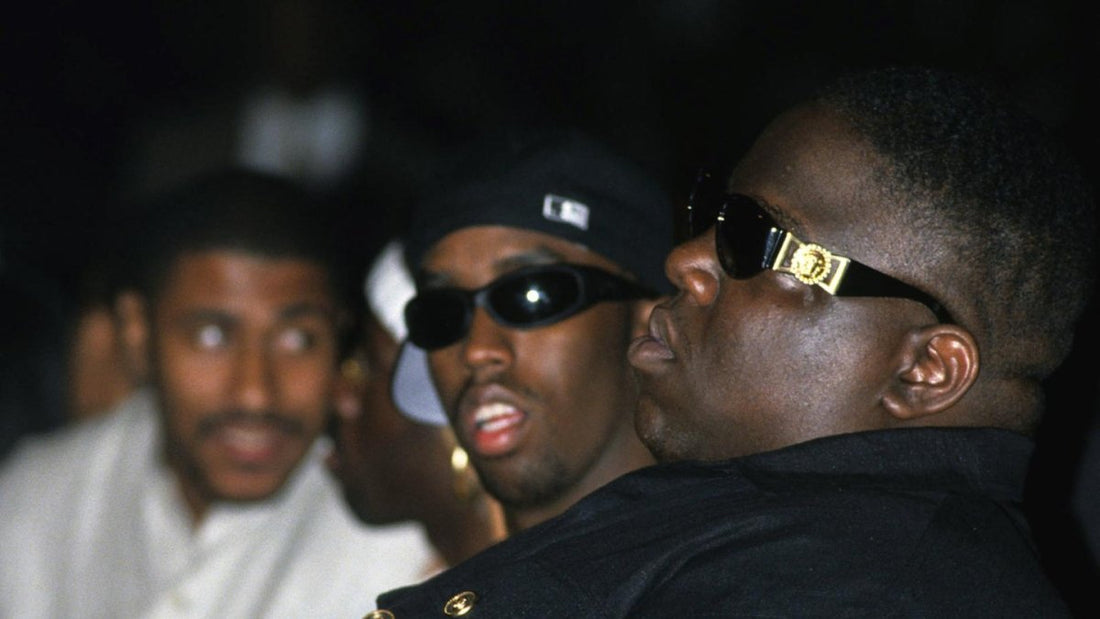 Poster autografado por Notorious B.I.G. & Puff Daddy será leiloado por $ 54 mil dólares - THE GAME