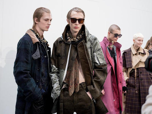 Sacai FW20: uma mistura de inspirações punk e militares - THE GAME