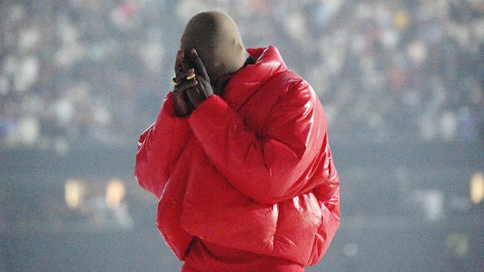 Saco de ar que Kanye West 'respirou' vale R$ 17,3 mil - THE GAME