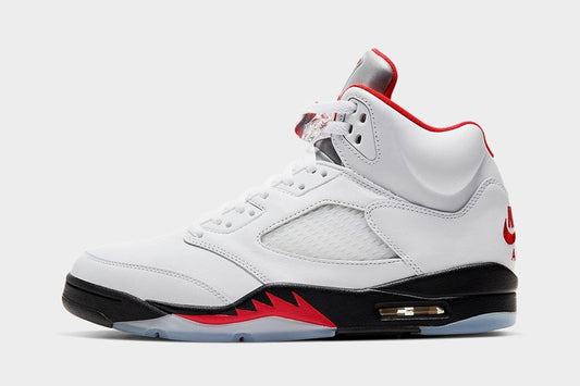 Sneakerheads de Atlanta quebram ordens de segurança contra o coronavírus em busca de Air Jordan - THE GAME