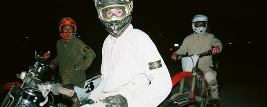 Stone Island combina motocross e arte em instalação ANEEX - THE GAME