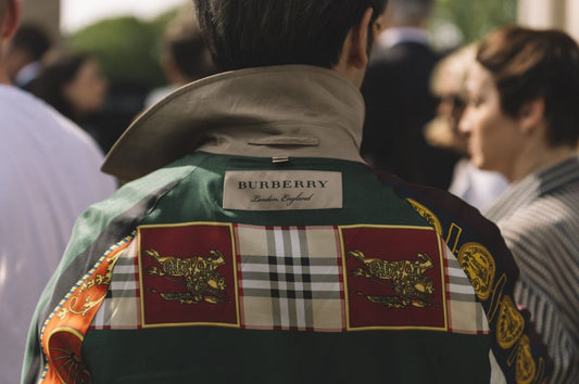 Street Style: Confira os looks que transitaram no Paris Fashion Week - THE GAME