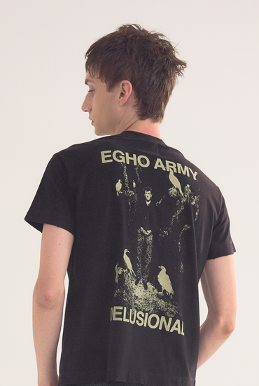 Delusional Regular Tee "Black"