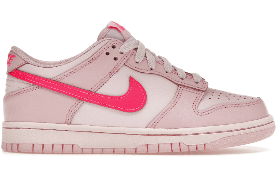NIKE - Dunk Low "Triple Pink" - THE GAME