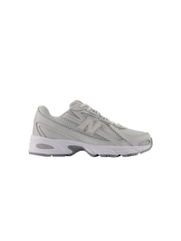 740 "Grey Reflection Slate Grey"