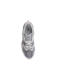 530 "Grey White"