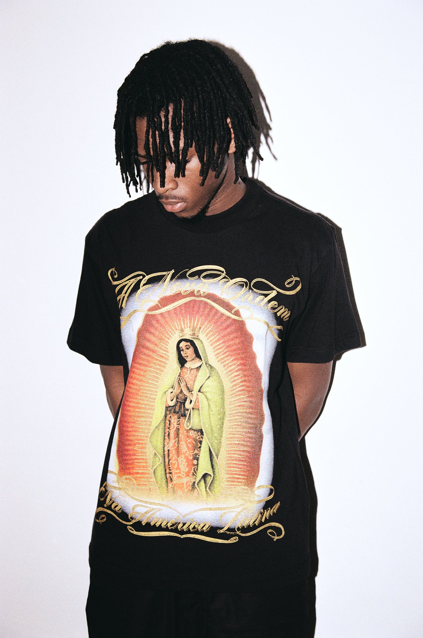 Camiseta Maria Nova Ordem "Preta"