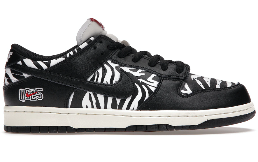 NIKE - SB Dunk Low OG QS "Zebra" - THE GAME